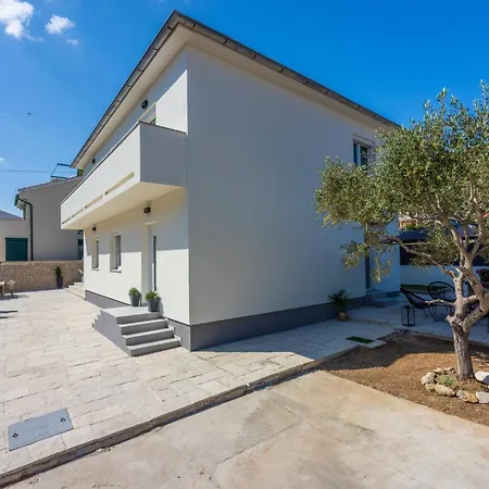 Ketty Holiday home Baska (Krk)