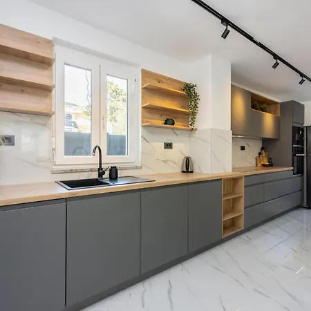 別荘 Ketty バスカ