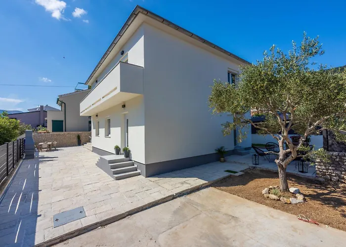 Ketty Дом отдыха Башка